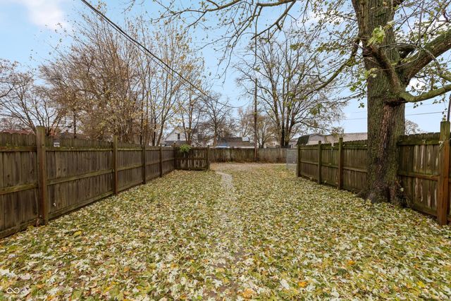 1427 Pearl Street, Columbus, IN 47201