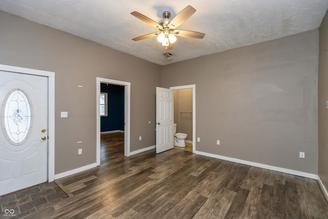 1427 Pearl Street, Columbus, IN 47201