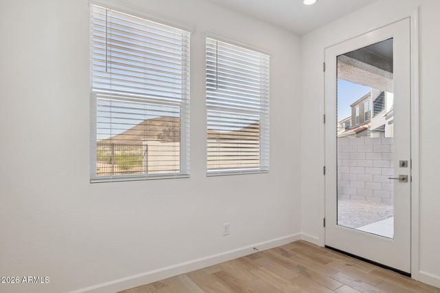 32580 N SMOKE VIEW Trail, Peoria, AZ 85383