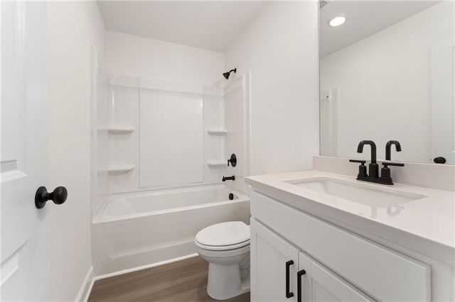 325 Colsen Drive, Acworth, GA 30102