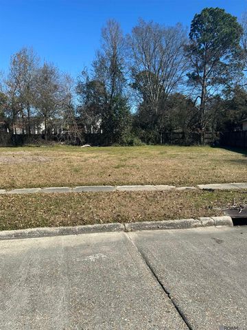 3311 Toulon Dr, Baton Rouge, LA 70816