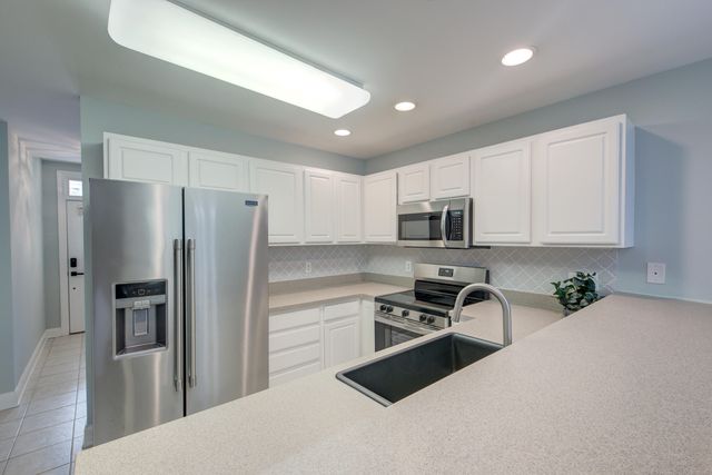 7322 Indigo Palms Way, Johns Island, SC 29455