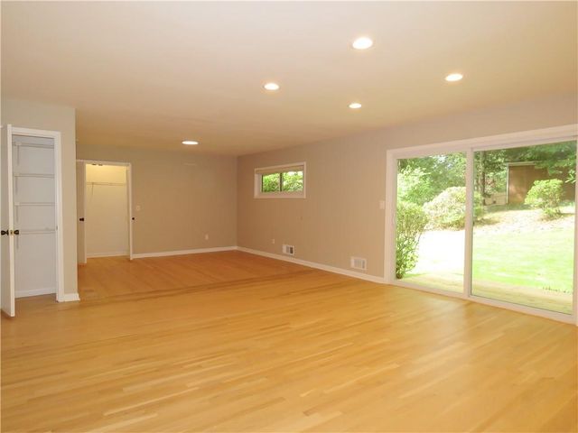 2079 Silversmith Lane, Stone Mountain, GA 30087