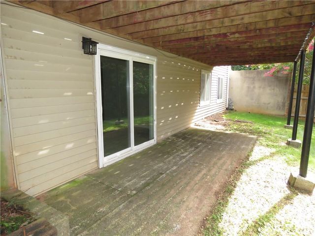 2079 Silversmith Lane, Stone Mountain, GA 30087