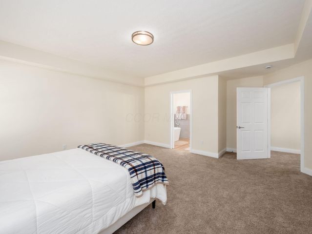 3832 Emmons Avenue, Columbus, OH 43219