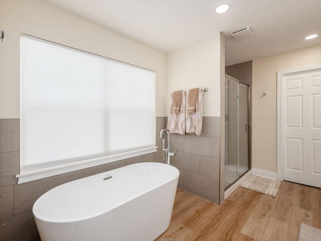 3832 Emmons Avenue, Columbus, OH 43219