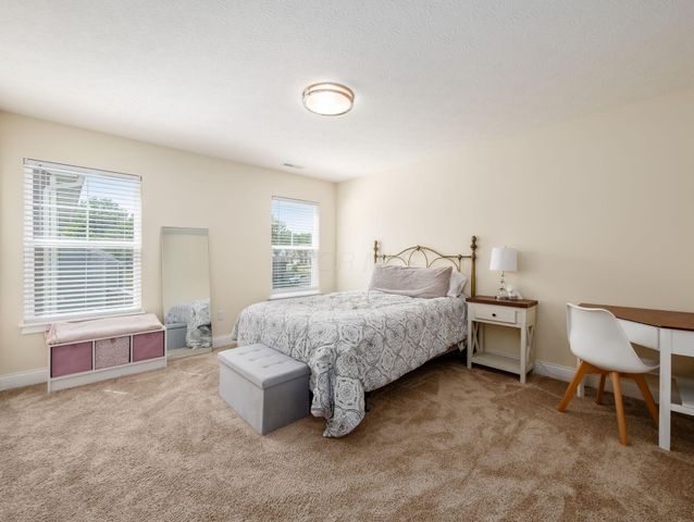 3832 Emmons Avenue, Columbus, OH 43219
