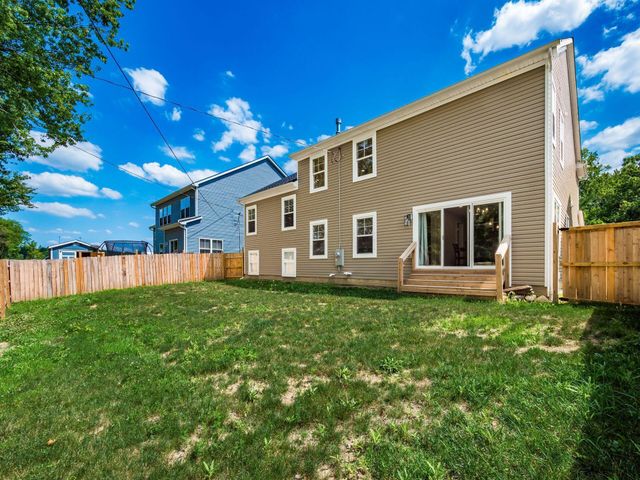 3832 Emmons Avenue, Columbus, OH 43219