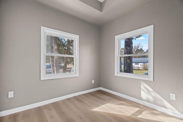 1436 W Fiesta LANE, Mequon, WI 53092