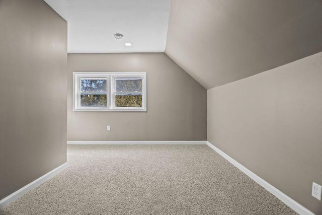 1436 W Fiesta LANE, Mequon, WI 53092