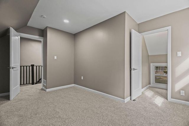 1436 W Fiesta LANE, Mequon, WI 53092