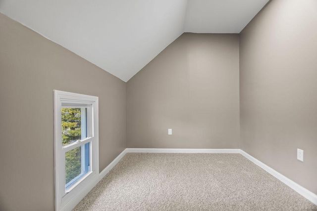 1436 W Fiesta LANE, Mequon, WI 53092