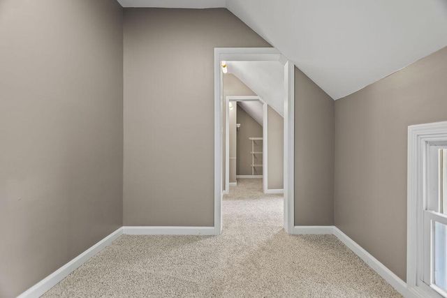 1436 W Fiesta LANE, Mequon, WI 53092