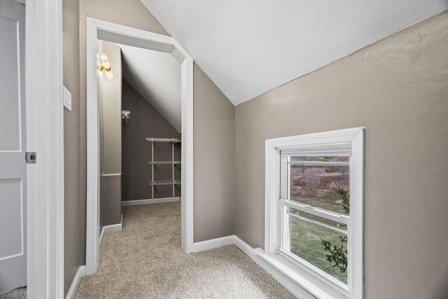 1436 W Fiesta LANE, Mequon, WI 53092