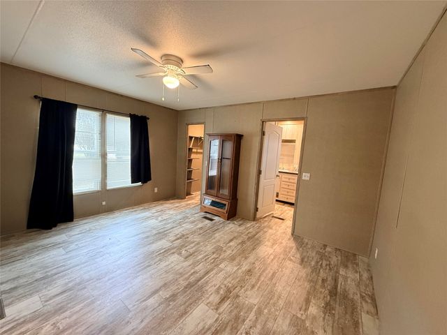 821 Quail Run, Seven Points, TX 75143