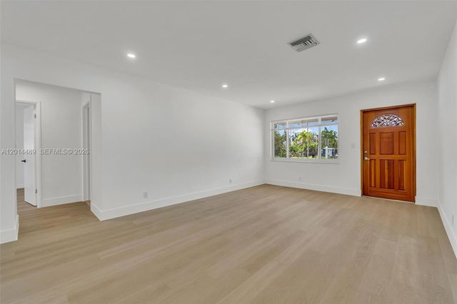 1419 Harding St, Hollywood, FL 33020