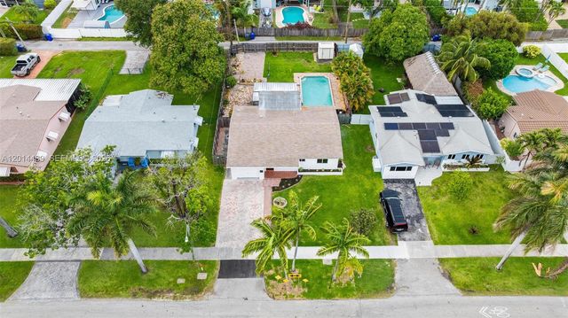 1419 Harding St, Hollywood, FL 33020
