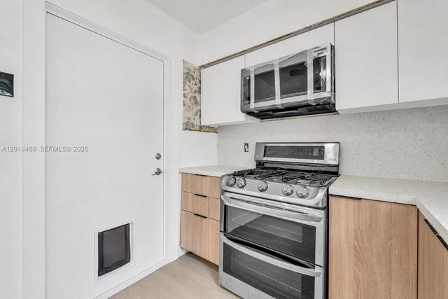 1419 Harding St, Hollywood, FL 33020