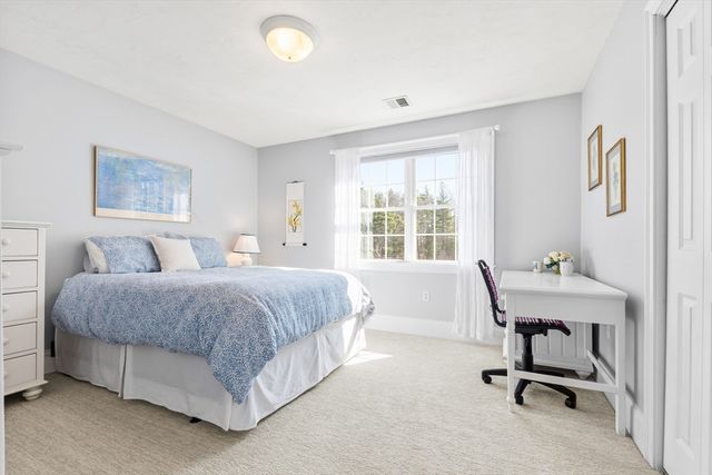 43 Lenox Drive, Franklin, MA 02038