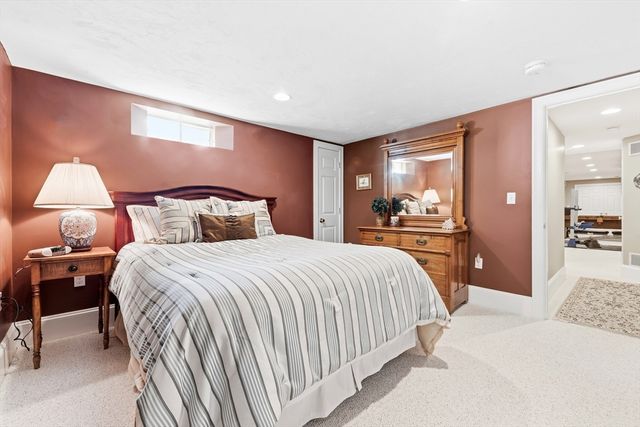 43 Lenox Drive, Franklin, MA 02038