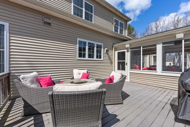 43 Lenox Drive, Franklin, MA 02038
