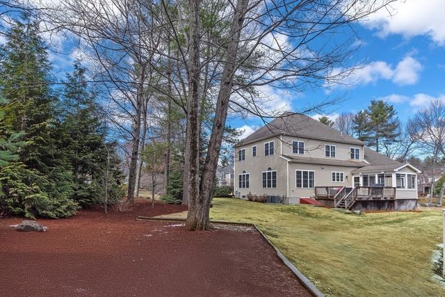 43 Lenox Drive, Franklin, MA 02038