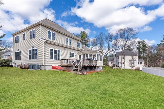 43 Lenox Drive, Franklin, MA 02038