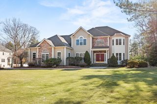 43 Lenox Drive, Franklin, MA 02038