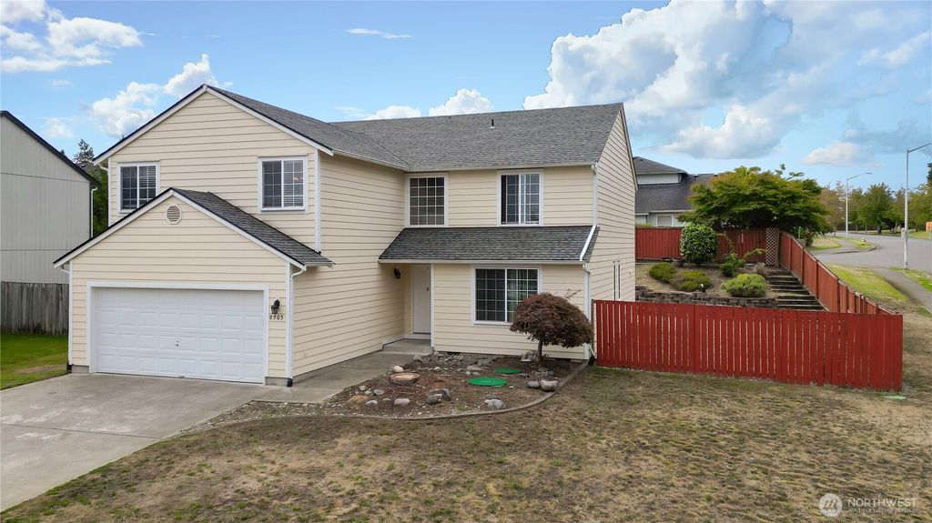8905 Coos Drive SE, Olympia, WA 98513