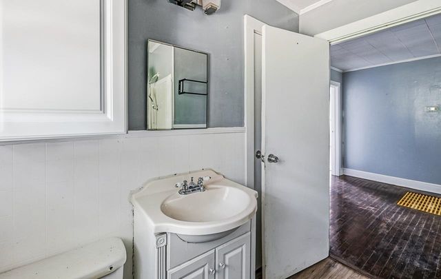 157 Hampton Street, Wellford, SC 29385