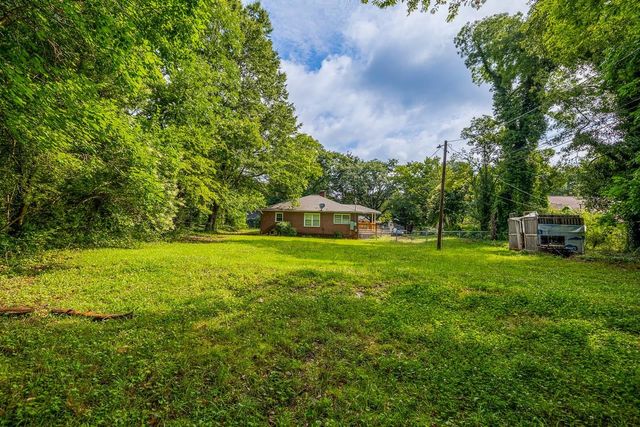 157 Hampton Street, Wellford, SC 29385