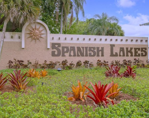 7 Madrid Lane, Port St. Lucie, FL 34952
