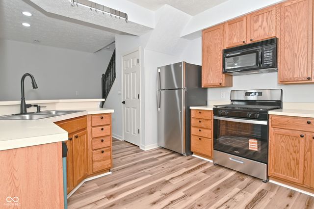 11437 Enclave Boulevard, Fishers, IN 46038