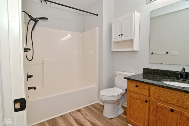 11437 Enclave Boulevard, Fishers, IN 46038