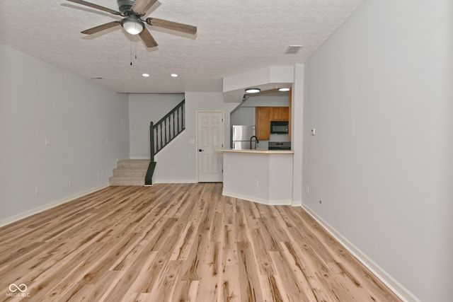 11437 Enclave Boulevard, Fishers, IN 46038