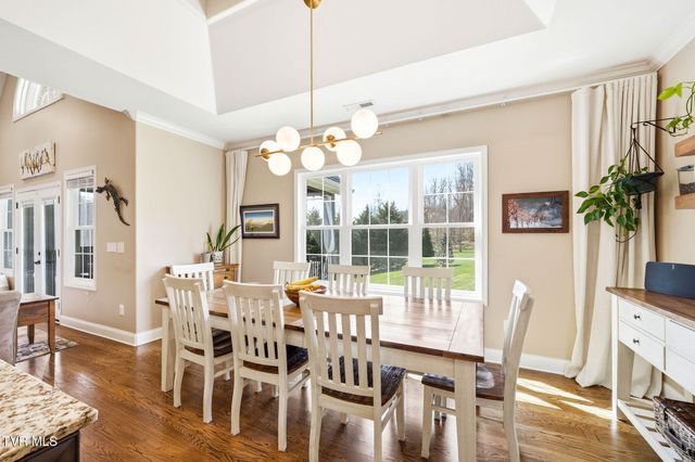 425 Settlers Way, Gray, TN 37615