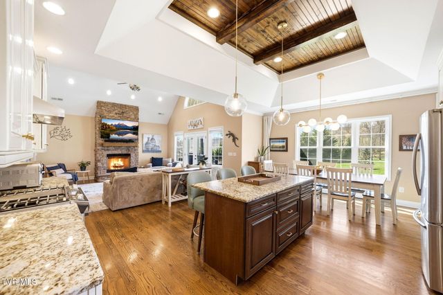 425 Settlers Way, Gray, TN 37615