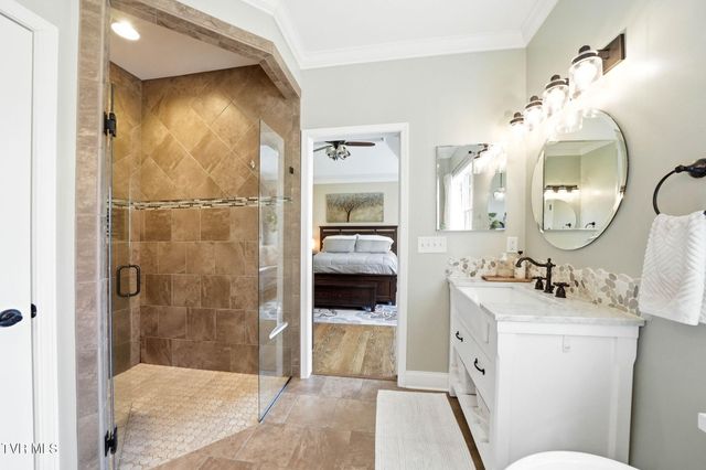 425 Settlers Way, Gray, TN 37615