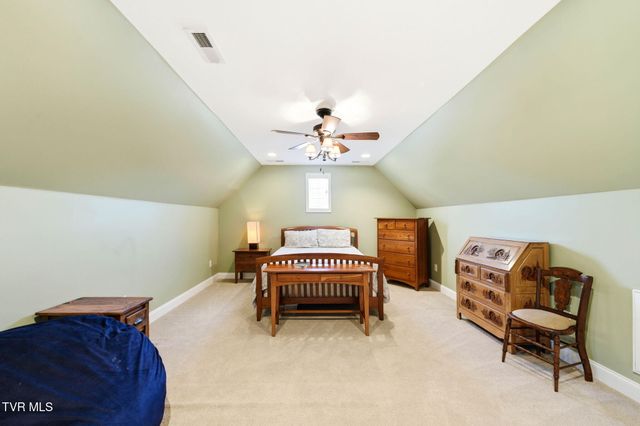 425 Settlers Way, Gray, TN 37615