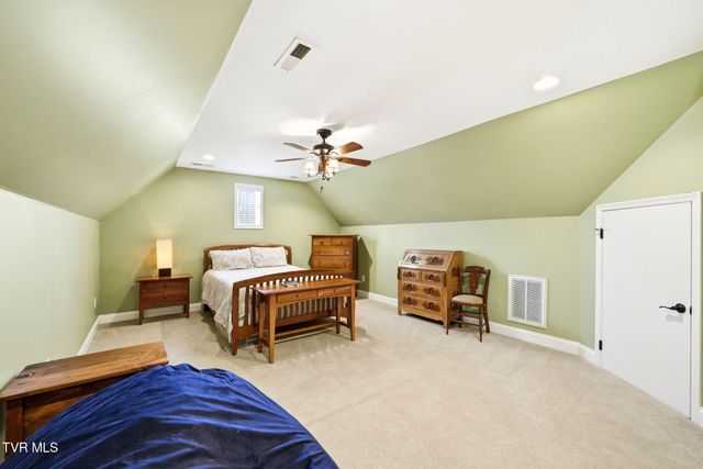 425 Settlers Way, Gray, TN 37615