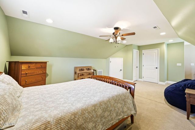 425 Settlers Way, Gray, TN 37615