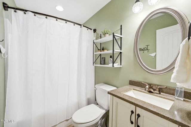 425 Settlers Way, Gray, TN 37615