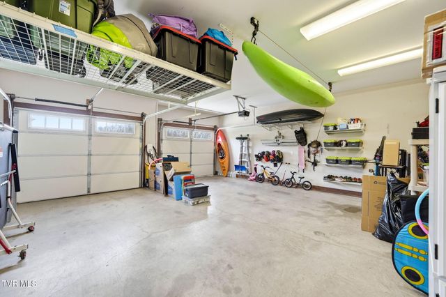 425 Settlers Way, Gray, TN 37615