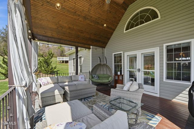 425 Settlers Way, Gray, TN 37615