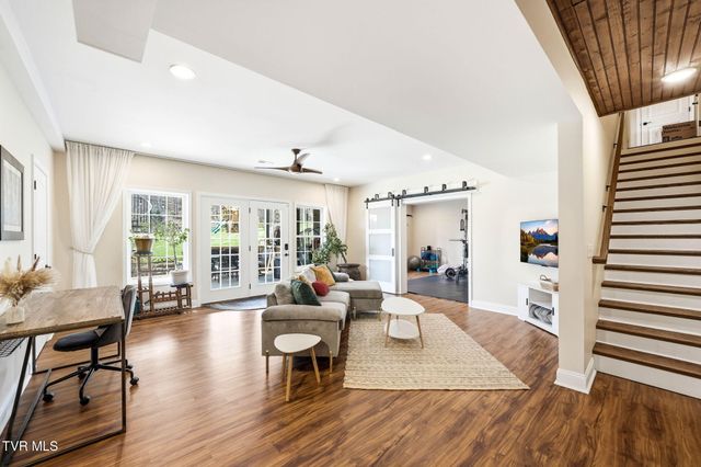 425 Settlers Way, Gray, TN 37615