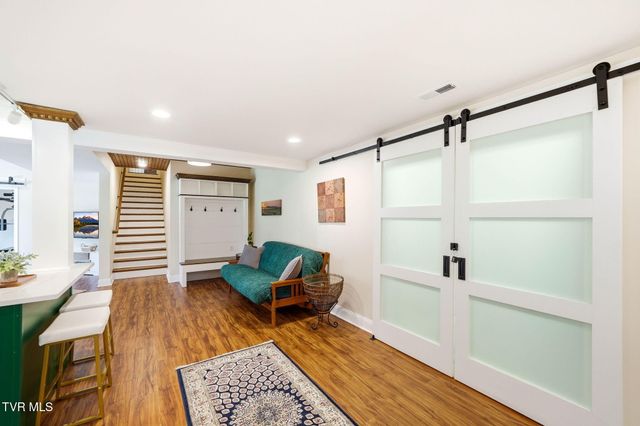 425 Settlers Way, Gray, TN 37615