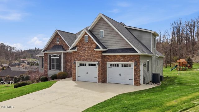 425 Settlers Way, Gray, TN 37615