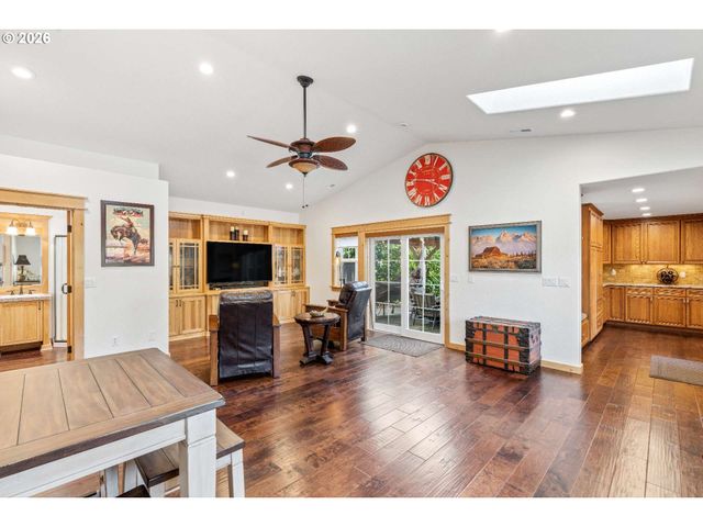 14660 Nw PIONEER Rd, Beaverton, OR 97006