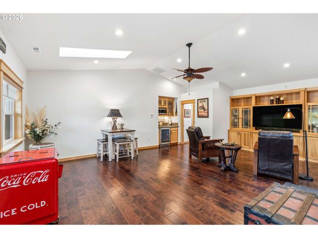 14660 Nw PIONEER Rd, Beaverton, OR 97006