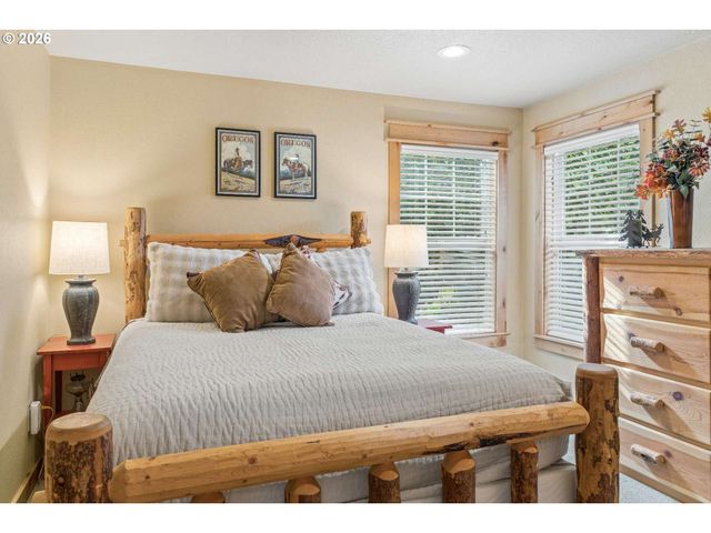 14660 Nw PIONEER Rd, Beaverton, OR 97006